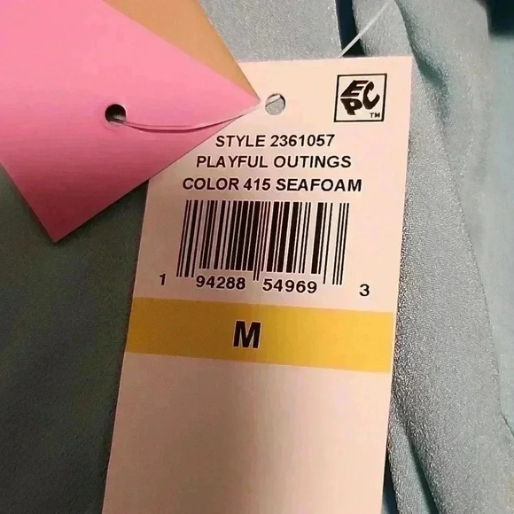 Riley & Rae Top - Picture 3 of 6